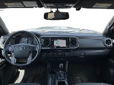 2017 Toyota Tacoma TRD Sport / 4x4 - Photo 13