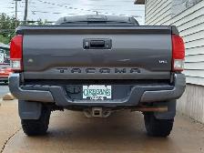 2016 Toyota Tacoma - Photo 4