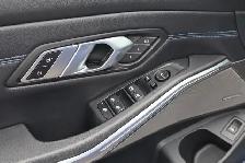 2022 BMW 3-Series - Photo 15