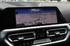 2022 BMW 3-Series - Photo 18