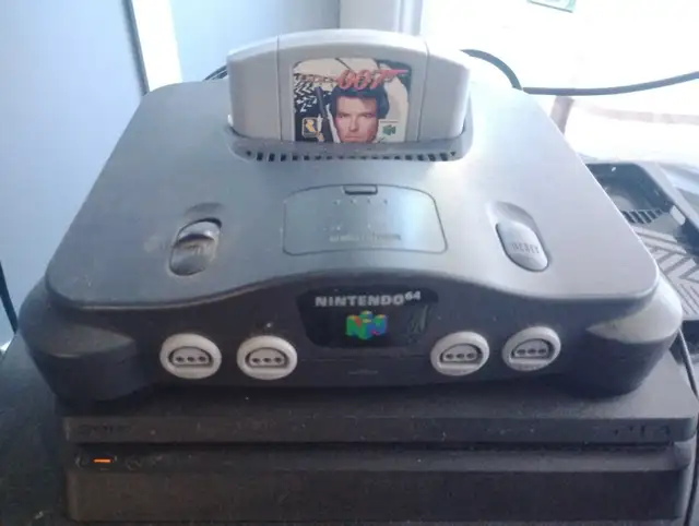 Nintendo 64 James bond 007 2 manette neuves