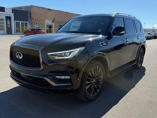 2022 Infiniti QX80 ProACTIVE 7 Passenger