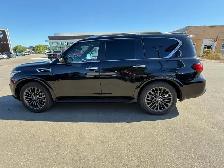 2022 Infiniti QX80 ProACTIVE 7 Passenger - Photo 2