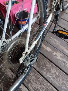 Bicyclette 12 Vitesses 28 pouces - Photo 3