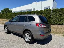 2012 Hyundai Santa Fe GL AWD AUTO A/C LOCAL BC - Photo 4