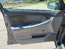 2007 Toyota Corolla CE 5 SPEED MANUAL - WHOLE CAR FOR PARTS - Photo 10