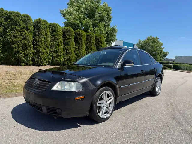 2005 VOLKSWAGEN PASSAT GLS AUTOMATIC A/C LEATHER MOONROOF ALLOYS