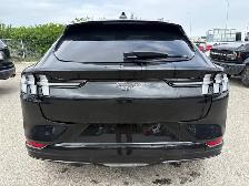 2026 Ford Mustang Mach-E PREMIUM | SPORT APPEARANCE PACKAGE - Photo 10