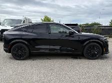 2026 Ford Mustang Mach-E PREMIUM | SPORT APPEARANCE PACKAGE - Photo 13
