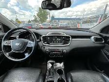 2019 Kia Sorento EX AWD 7 Passenger | Power Tailgate | Heated Se - Photo 14