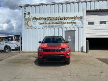 2019 Jeep Compass Trailhawk 4WD | Command Start | Heated Seats - Photo 2