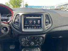 2019 Jeep Compass Trailhawk 4WD | Command Start | Heated Seats - Photo 16