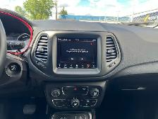 2019 Jeep Compass Trailhawk 4WD | Command Start | Heated Seats - Photo 18
