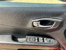 2019 Jeep Compass Trailhawk 4WD | Command Start | Heated Seats - Photo 22