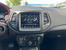 2019 Jeep Compass Trailhawk 4WD | Command Start | Heated Seats - Photo 31