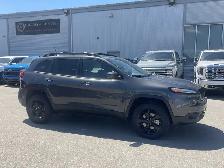 2017 Jeep Cherokee LIMITED 3.2L, V6/4WD/NAVI/B.CAM/LEATHER/ROOF