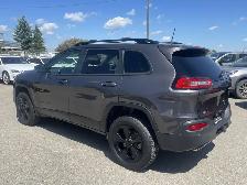 2017 Jeep Cherokee LIMITED 3.2L, V6/4WD/NAVI/B.CAM/LEATHER/ROOF - Photo 5