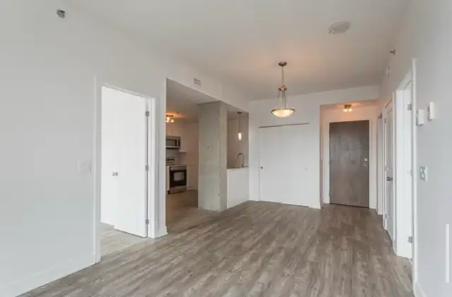 Condo Locatif ( 4 et 1 / 2 )