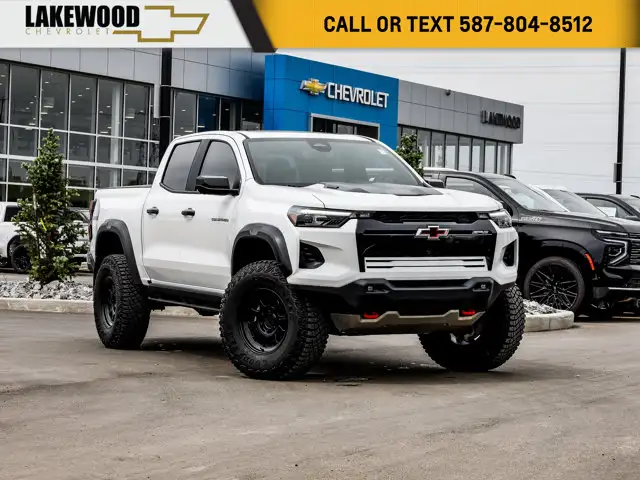 2025 Chevrolet Colorado 4WD ZR2 2.7T | 17" Method Race Wheels