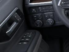 2026 Chevrolet Suburban High Country - Photo 22