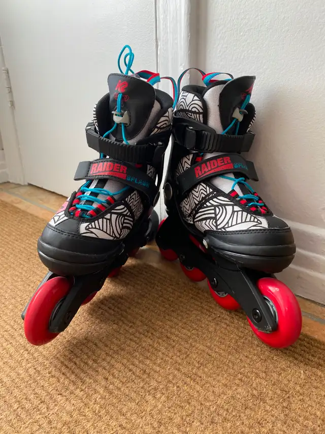 Patins à  roulettes enfants - grandeur 11-2 qui s'agrandi