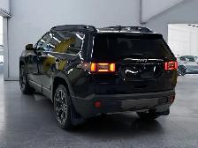 2026 Jeep Cherokee Overland - Photo 3