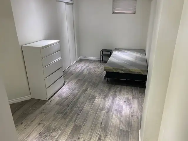 Private room in basement for rent, Ajax