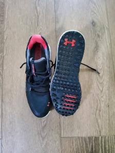Golf shoes