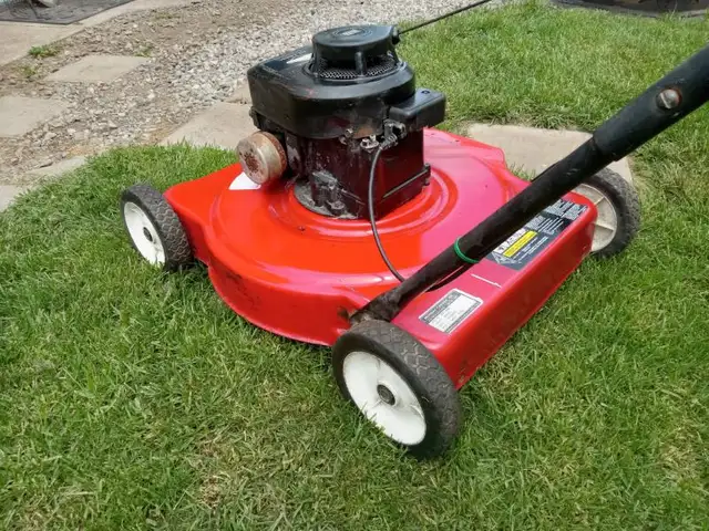 Murray 21' Lawnmower/ Excellent shape