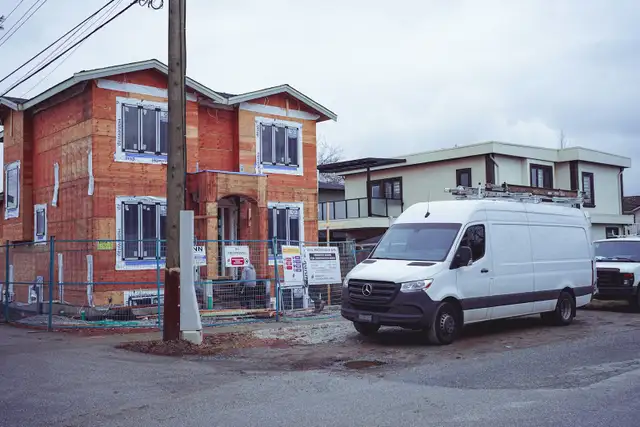 Looking for an Experienced General Contractor / Renovation Team