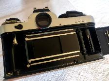 Nikon Fe with 55mm f1.2 - Photo 9