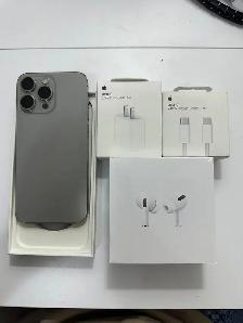 iPhone 15 Pro Max 512gb Airpods/Fast Charger/Delivery