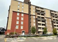 Condo for Rent Underground Parking Included! - Photo 10