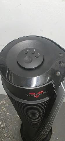 Vornado Tower 154 Plastic Metal Black Fan Like New - Photo 2