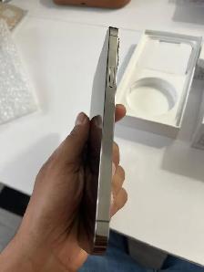 iPhone 12 Pro Max 128gb 98% batt Airpods/Adapter/Delivery - Photo 2