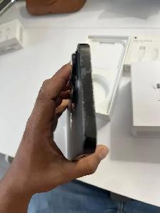 iPhone 14 Pro Max 512gb 98% batt Airpods/Fast Charger/Delivery - Photo 2