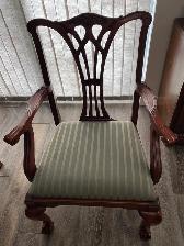 Dining Room Table and Chairs - Photo 2