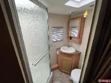 2009 FLEETWOOD PROWLER 2702BS Travel Trailer - Photo 24