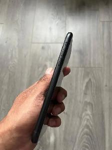 iPhone XR 64gb 98% battery health - Photo 5