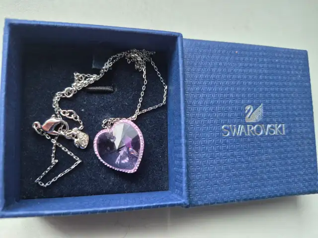 collier Swarovski véritable