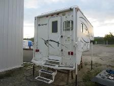 2010 Adventurer Camper - Photo 2