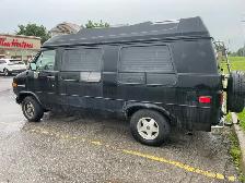1992 GMC Vandura Camping Van - Photo 4