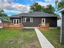 5 BDM 3 BATH IN GIMLI. TOTALLY RENOVATED. LIKE NEW TUEN - Photo 10
