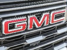 2026 GMC Sierra 2500 HD AT4 - Photo 9