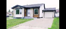 Bright and spacious Richmond West house for rent!