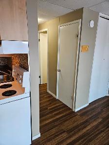 Bachelor apartment at 3038 Arlington Avenue, starting at $875.00 - Photo 4
