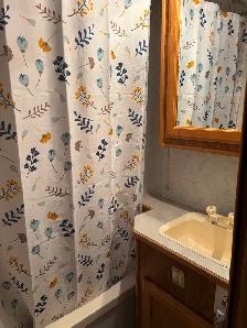 25 foot fifth wheel trailer for sale , 6000 OBO - Photo 5