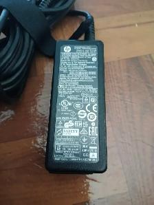 Genuine HP AC Adapter Charger 741727-001 19.5V 2.31A 45W 4.5 - Photo 2