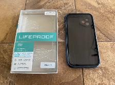 Étui Lifeproof Fre WATERPROOF/ ÉTANCHE À L'EAU pour iPhone 11