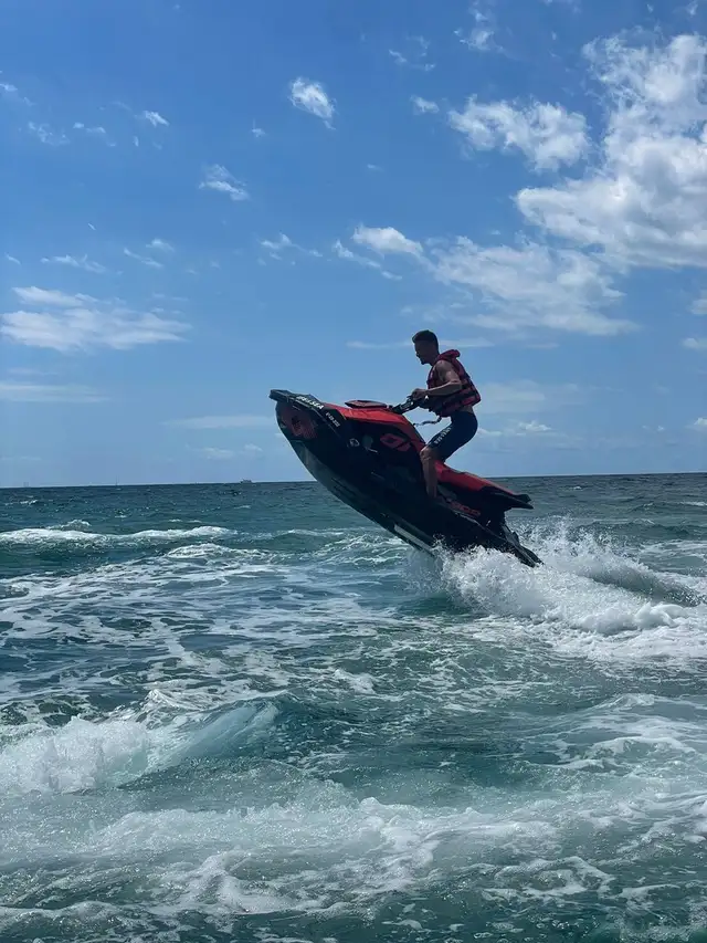 The Best Price for renting a Jetski in the GTA